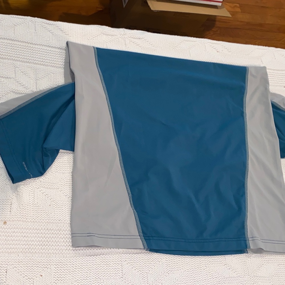 Columbia Men’s Teal and Light Gray Omni-Shade Shirt, L - Picture 3 of 7